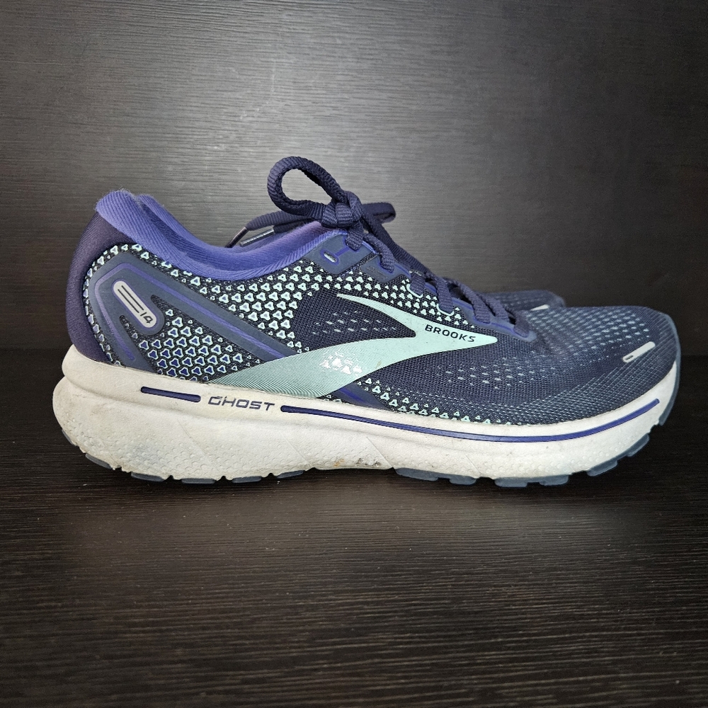 Brooks Women's Ghost 14 Neutral Running Shoe size 10